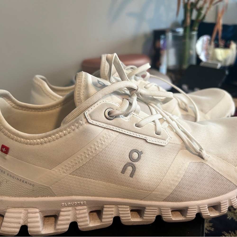On Running Cream Cloud Sneakers